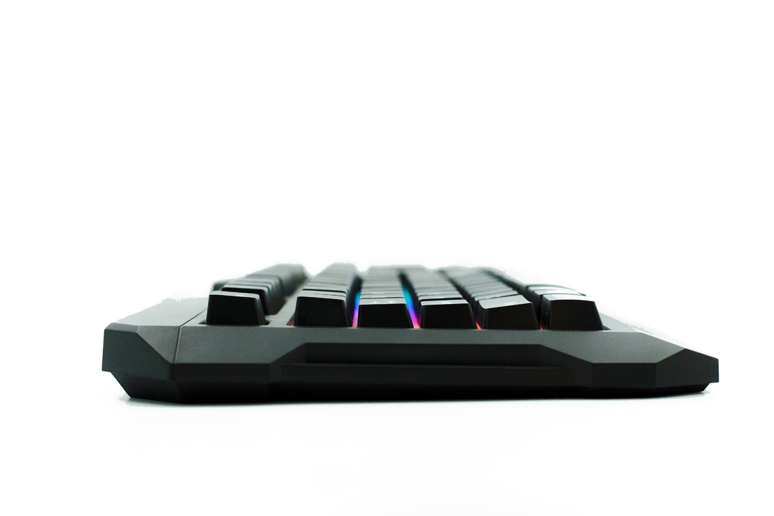 Rainbow Color Design Gaming Keyboard com 104 teclas A2.8 metros Conexão de cabo para jogadores Profissionais de escritório