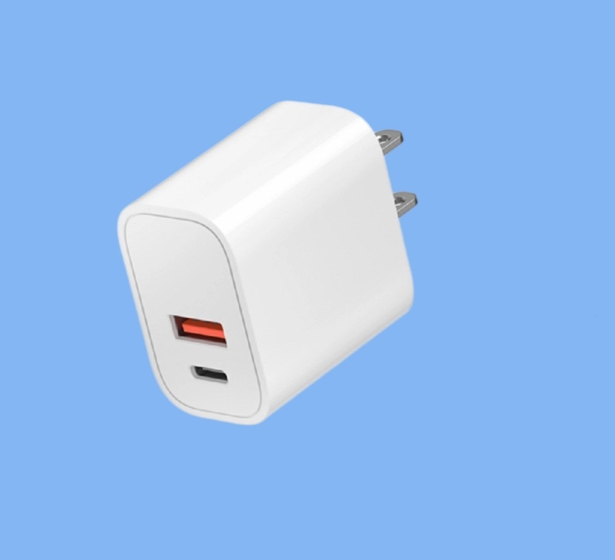 Carregador de porta dupla, carregamento rápido de 36W (USB-C + USB-A), suporta protocolo de carregamento rápido PD / QC, universal global de 110-240V 50/60Hz.