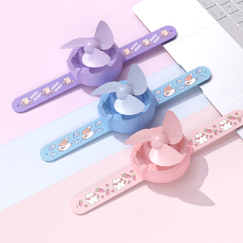Mini ventilador estilo relógio ETEK com bateria de 300mAh, 3 cores (Roxo/Rosa/Azul), inclui cabo de carregamento + manual.