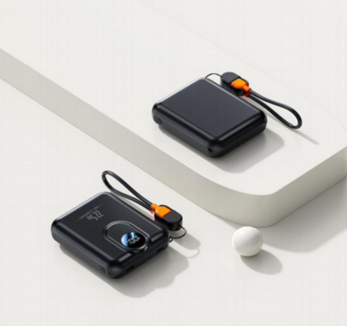 10000mAh 22,5W Fast Power Bank Cabos embutidos Caixa de cores